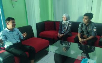 Kepala Subbagian Pengawasan Pemilu dan Humas Bawaslu Kabupaten Semarang didampingi staf sekretariat  melaksanakan koordinasi dengan Wakil Kepala Sekolah Bidang Kesiswaan SMK NU Ungaran pada Senin, 9 Juni 2026.