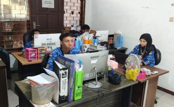 Tim Penilaian Mandiri Maturitas SPIP Terintegrasi Bawaslu Kabupaten Semarang mengikuti Zoom Meeting Pendampingan Pengisian Kertas Kerja Penilaian Mandiri SPIP Terintegrasi Tahun 2026 dan Bimbingan Penyusunan Dokumen Manajemen Risiko oleh Tim BPKP, Rabu (17/6/2026).