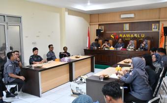 Suasana rapat rutin mingguan Bawaslu Kabupaten Semarang pada Senin (29/6/2026).